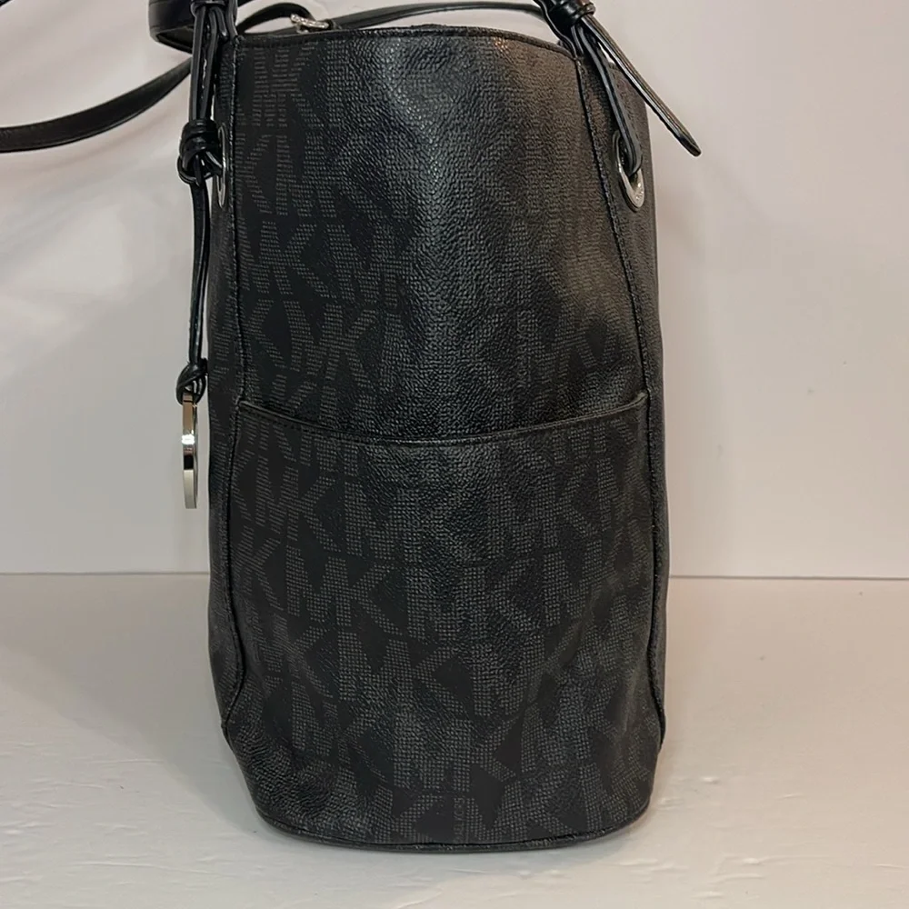 Michael Kors Black Signature Tote